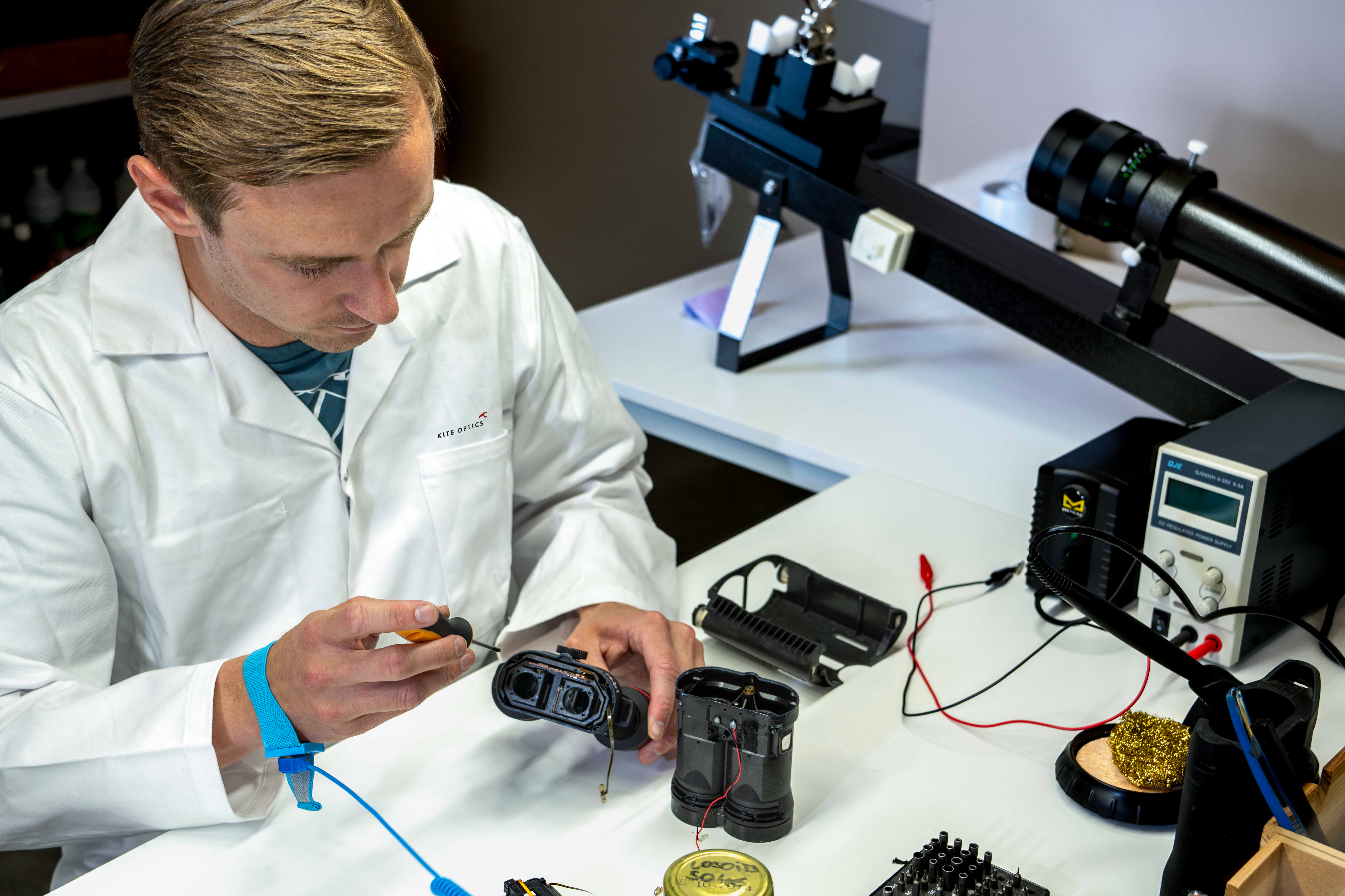 KITEOPTICS_stabilization_binocular_repair_2