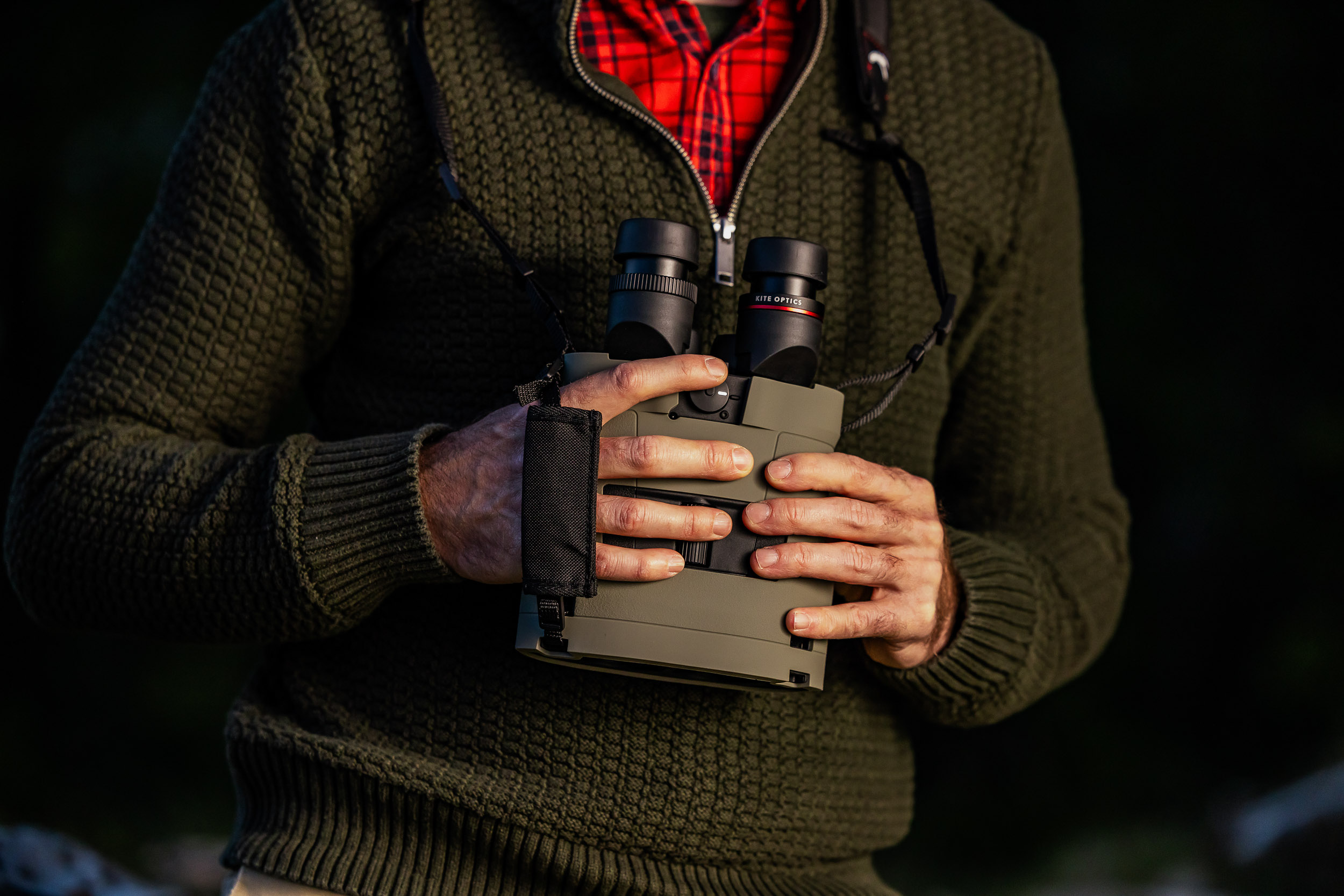 APC binocular in sleep mode while being held vertically