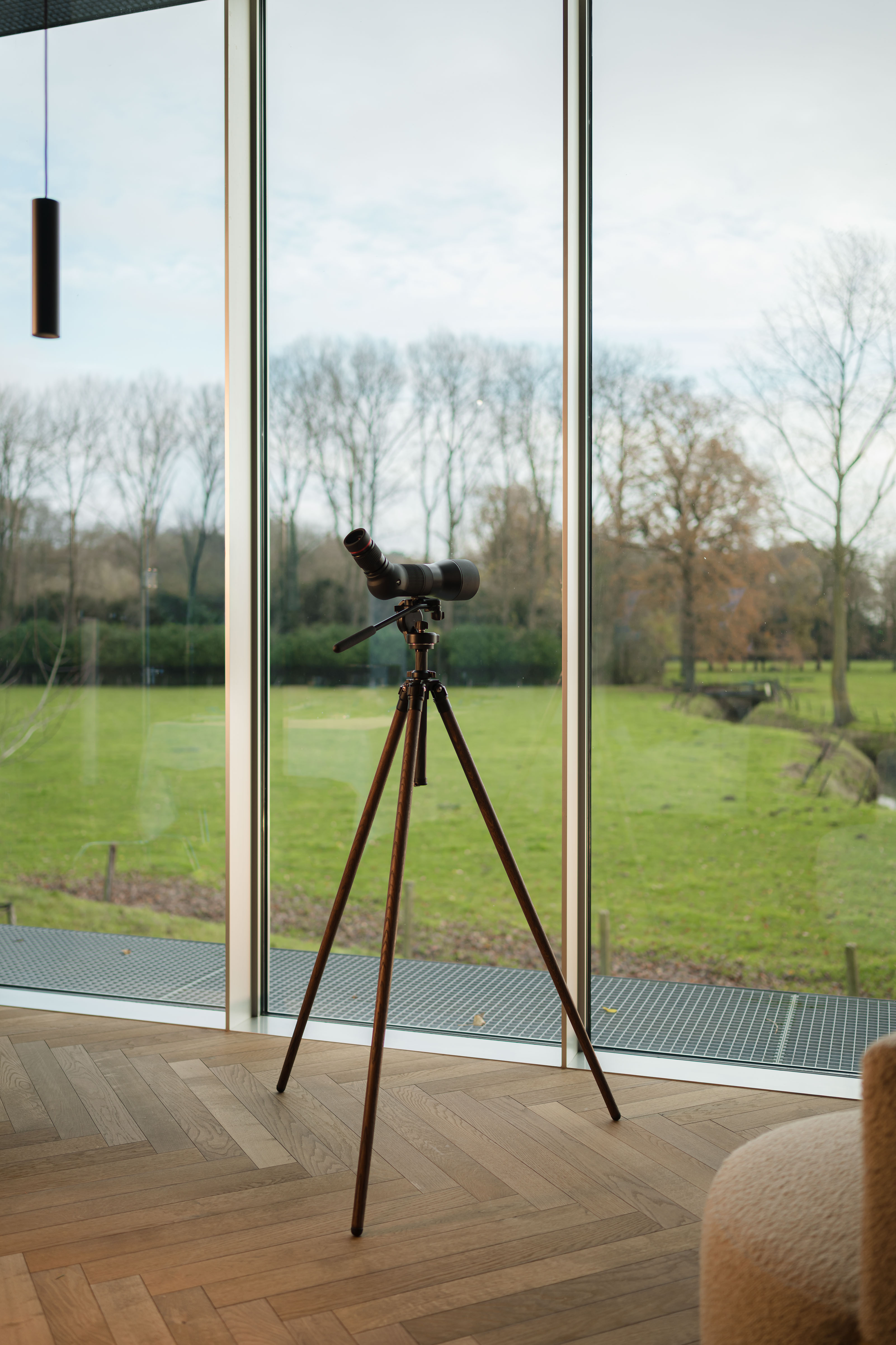 kite optics ardea dark oak tripod with KSP 80 HD spottingscope