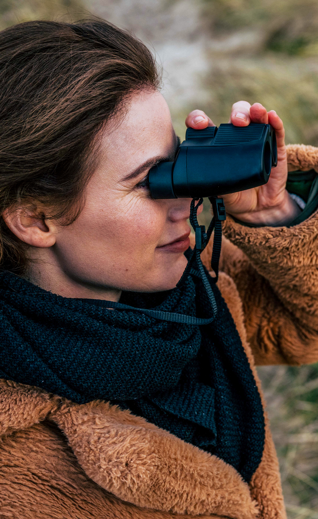 Kite optics compact binoculars